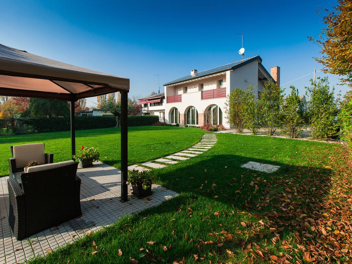 B&B Ca Dea Calle Vallà Exteriör bild