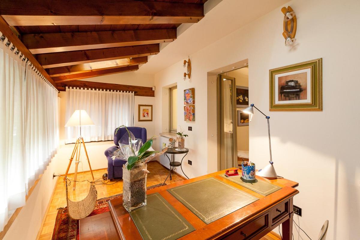 B&B Ca Dea Calle Vallà Exteriör bild